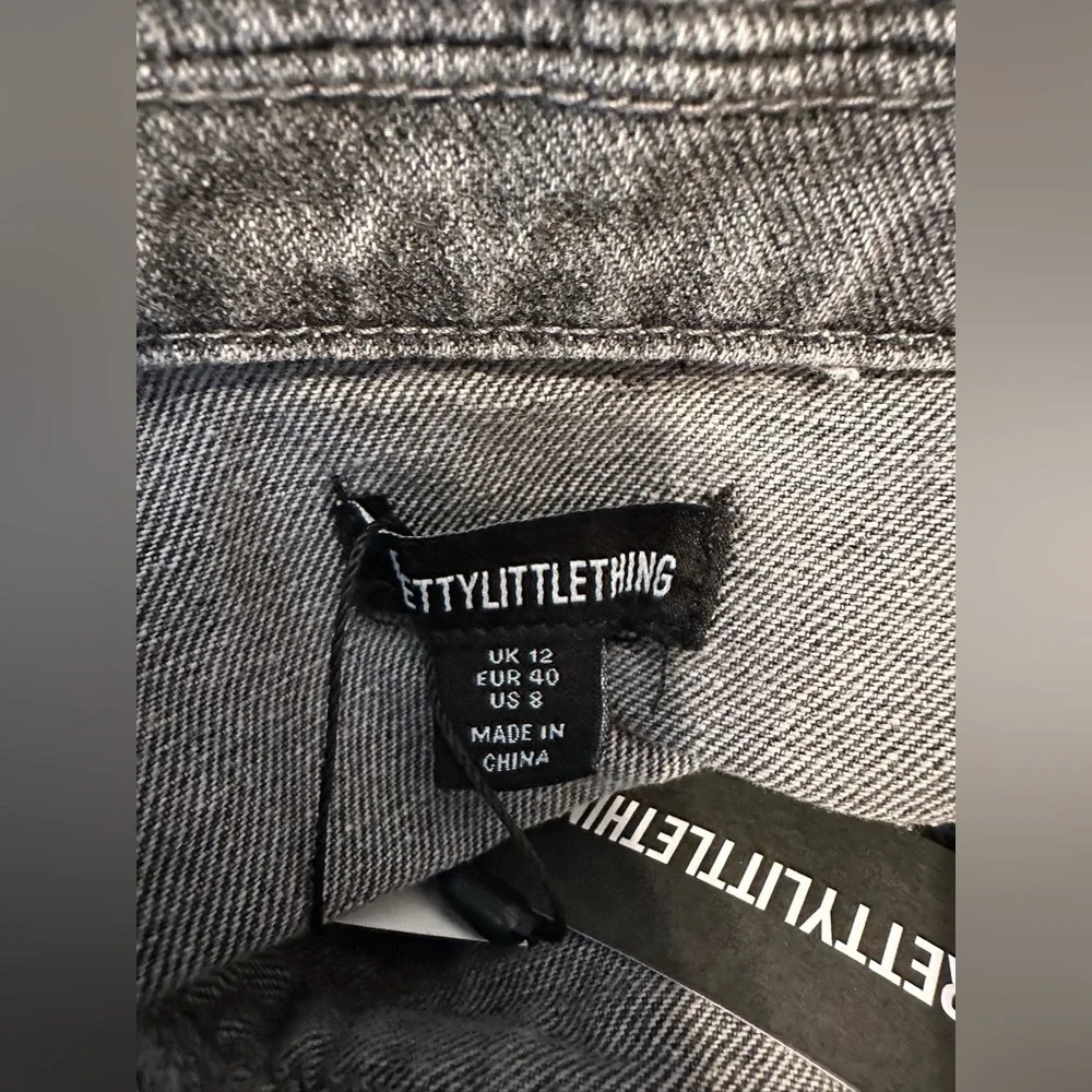 NWT PrettyLittleThing Washed Grey Double Layered Denim Cropped Jacket US Size 8 - Picture 13 of 14